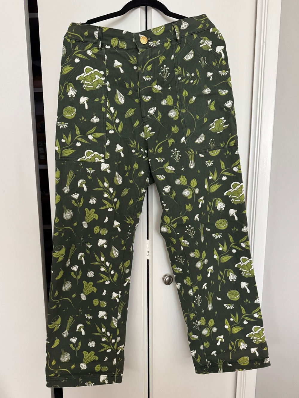 Big Bud Press Work Pants - L - Cookbook Print - EUC